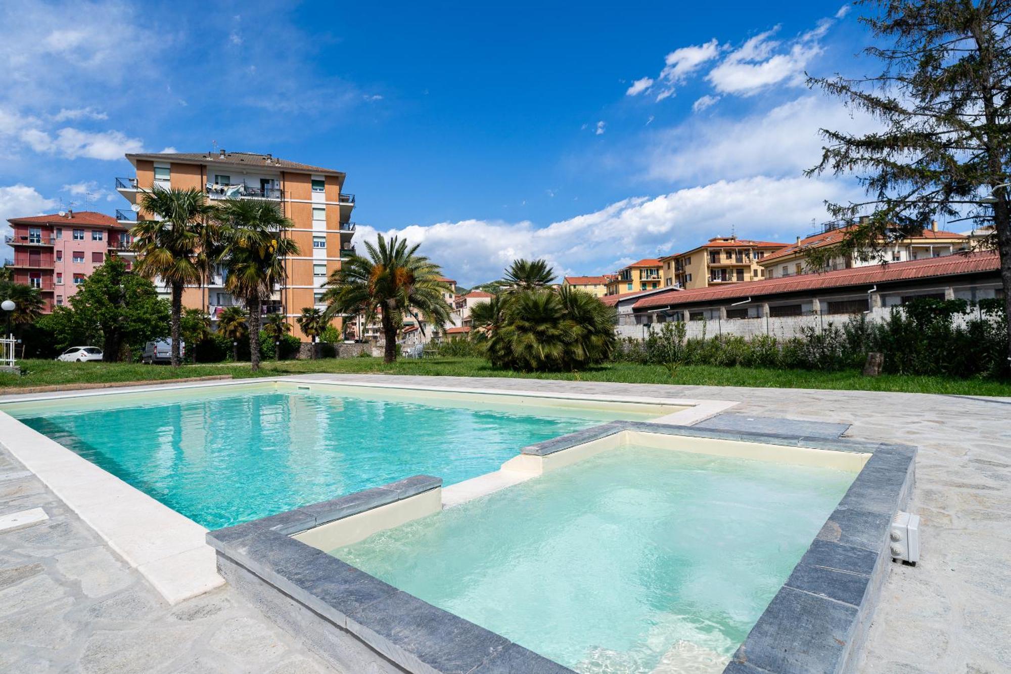 Il Gattino Di Porto - Apt 5 - Bilocale Terrazzo Piscina Imperia Exterior photo